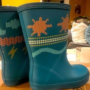 Water boots